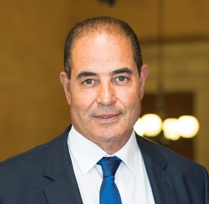 Mohamed-Laqhila-portrait